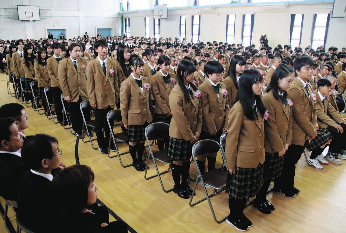 誠実に、ルール守り、真の友人を」 看護科を新設、滋賀学園高入学式 