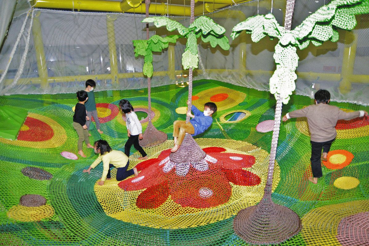 北陸初、巨大ネット遊具登場 2月25日まで、芝政ワールド屋内の「キッズ
