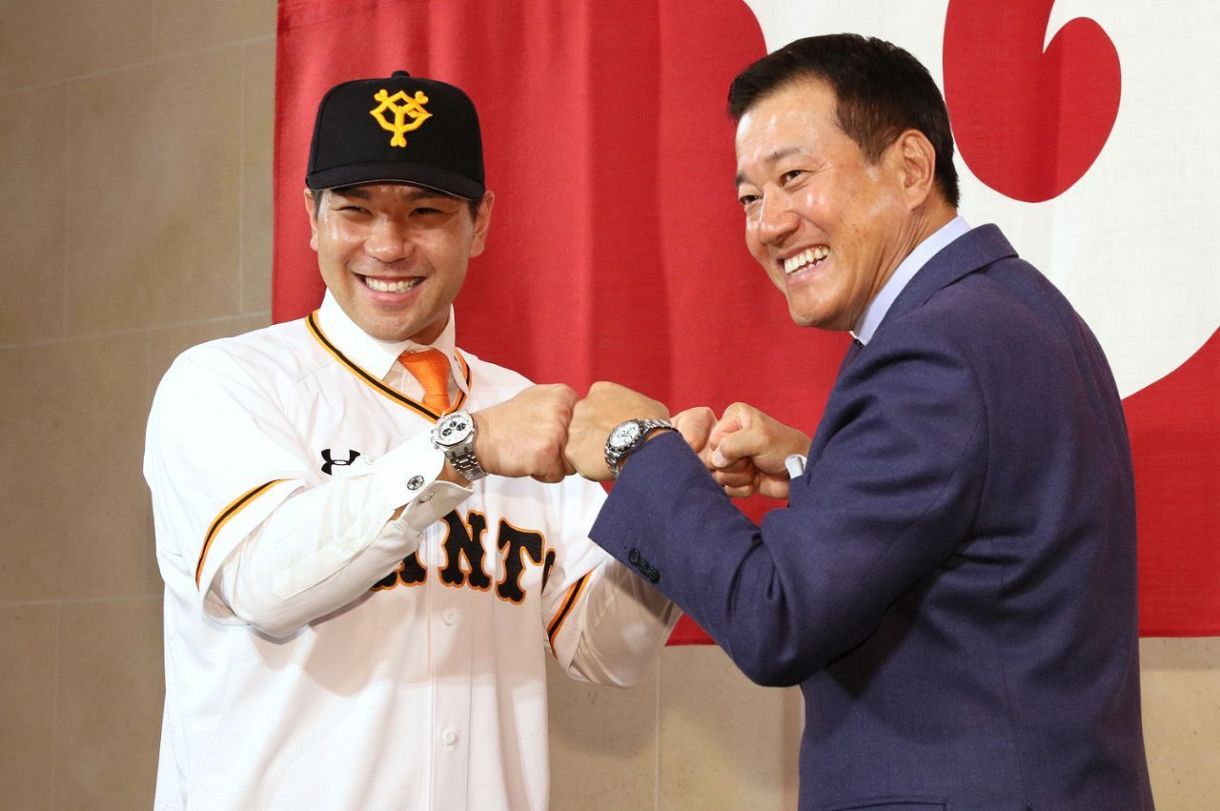 炭谷銀仁朗の移籍で 楽天ライオンズ トレンド入り 7年前の 炭谷 岸 浅村 西武ファンクラブ会員証投稿も 中日スポーツ 東京中日スポーツ