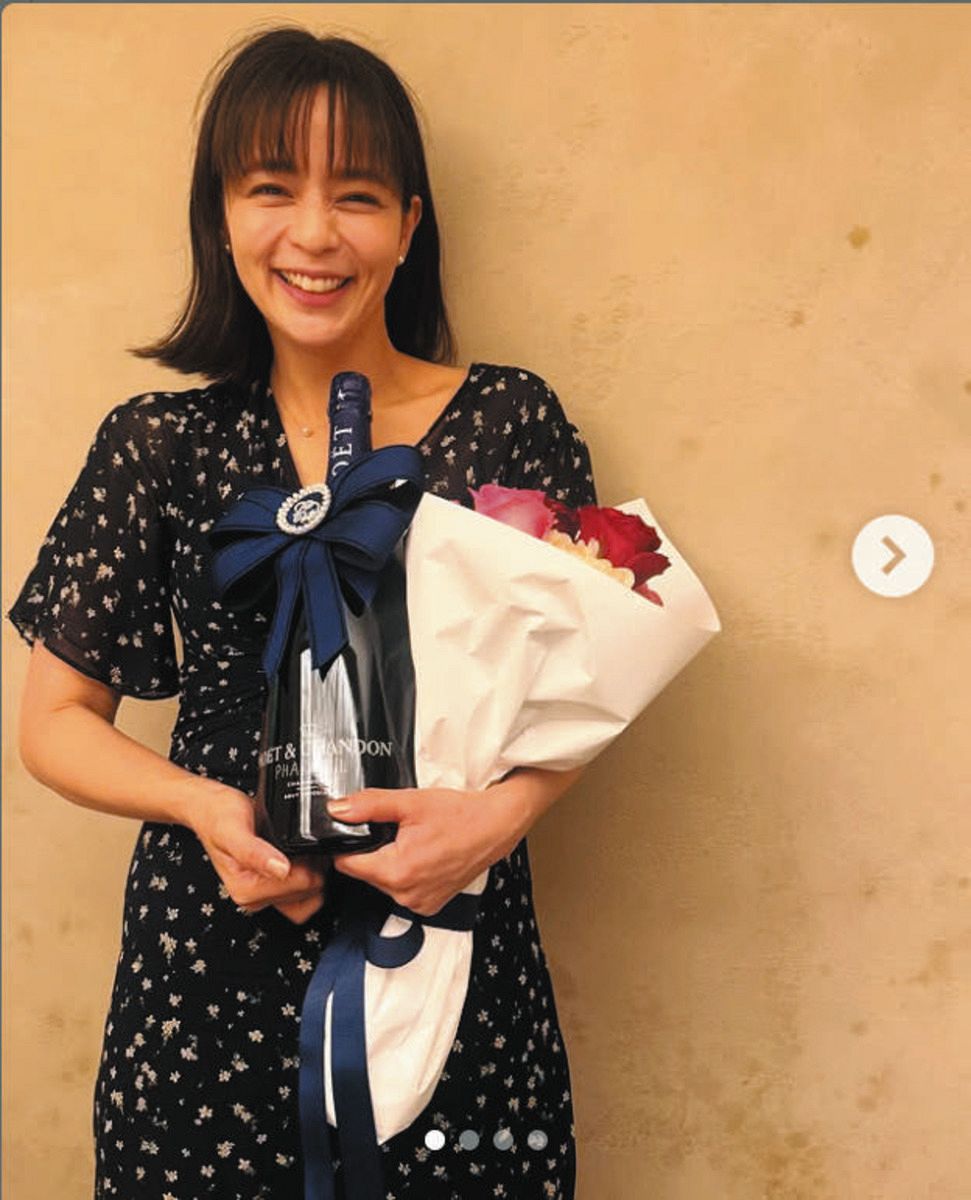 ◇加藤ローサ、40？「全然見えんし！！」【写真複数】：中日スポーツ