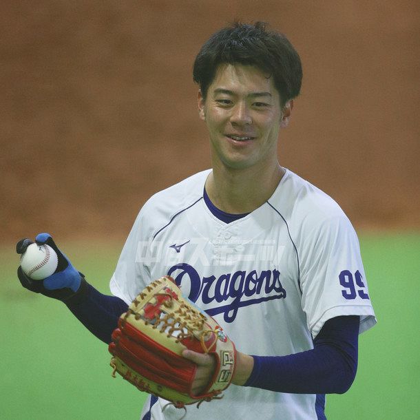 練習 鈴木翔 中日スポーツ 東京中日スポーツ