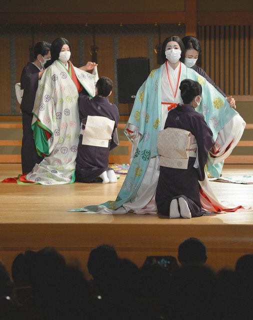 平安文化「装束」で学ぶ 名古屋で講座、着付け実演：中日新聞Web