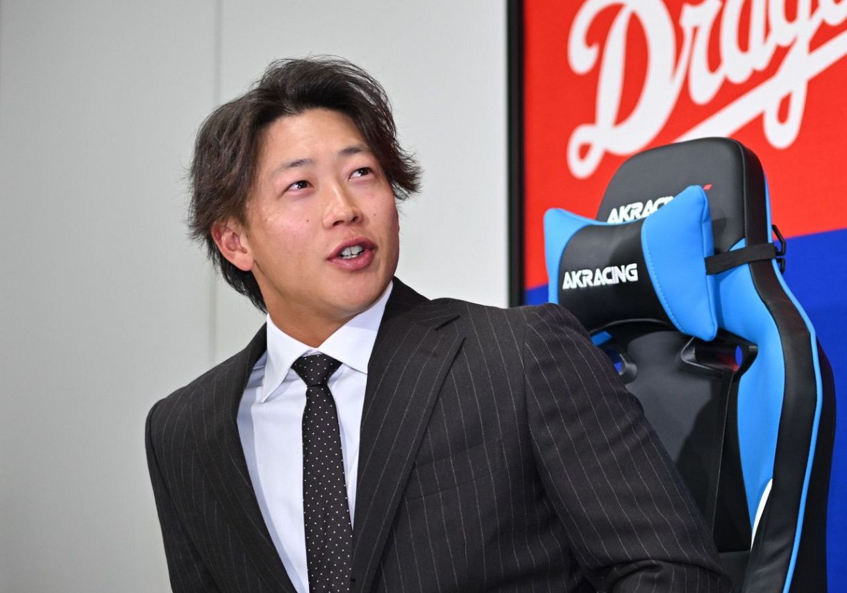 中日・辻本倫太郎、100万円アップの950万円でサイン「野球人生で一番