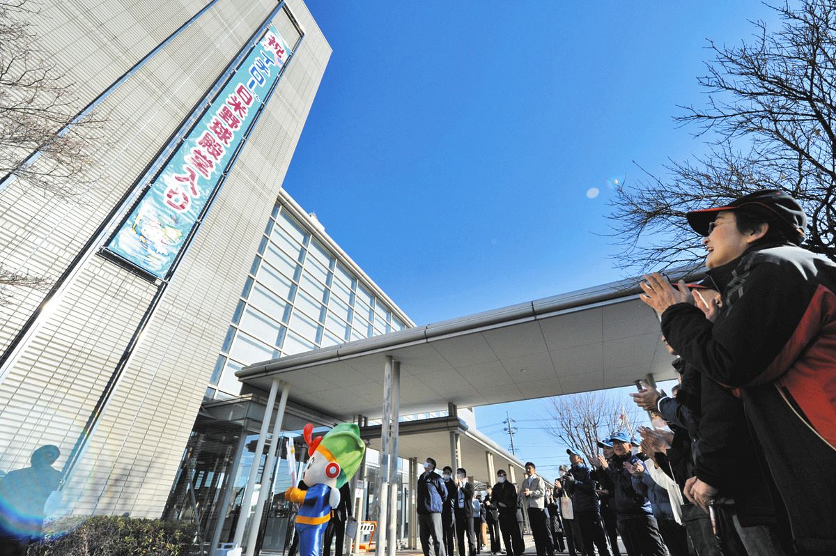 小さな町の大きな誇り」地元の豊山町に歓喜の輪 イチローさんの日米