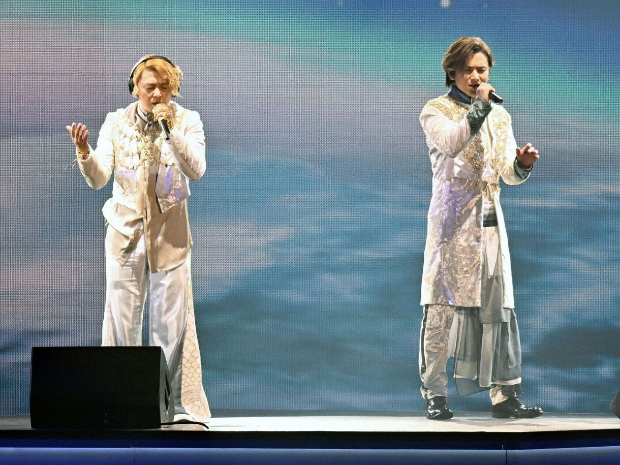 KinKi Kids、総動員数1000万人突破 東京ドームでデビュー25周年記念