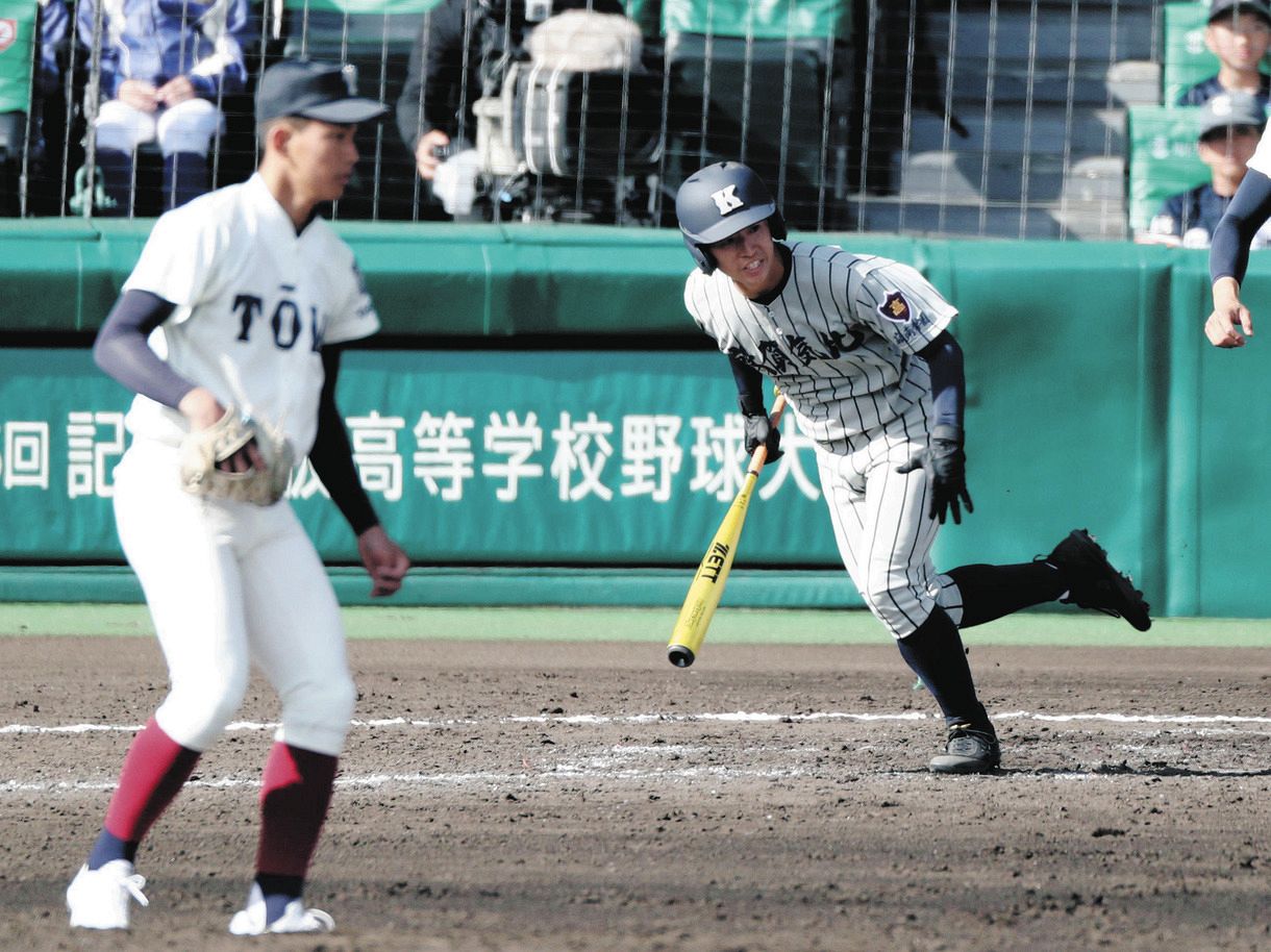 センバツ】敦賀気比すかさず反撃、プロ注目左腕の大阪桐蔭・前田から
