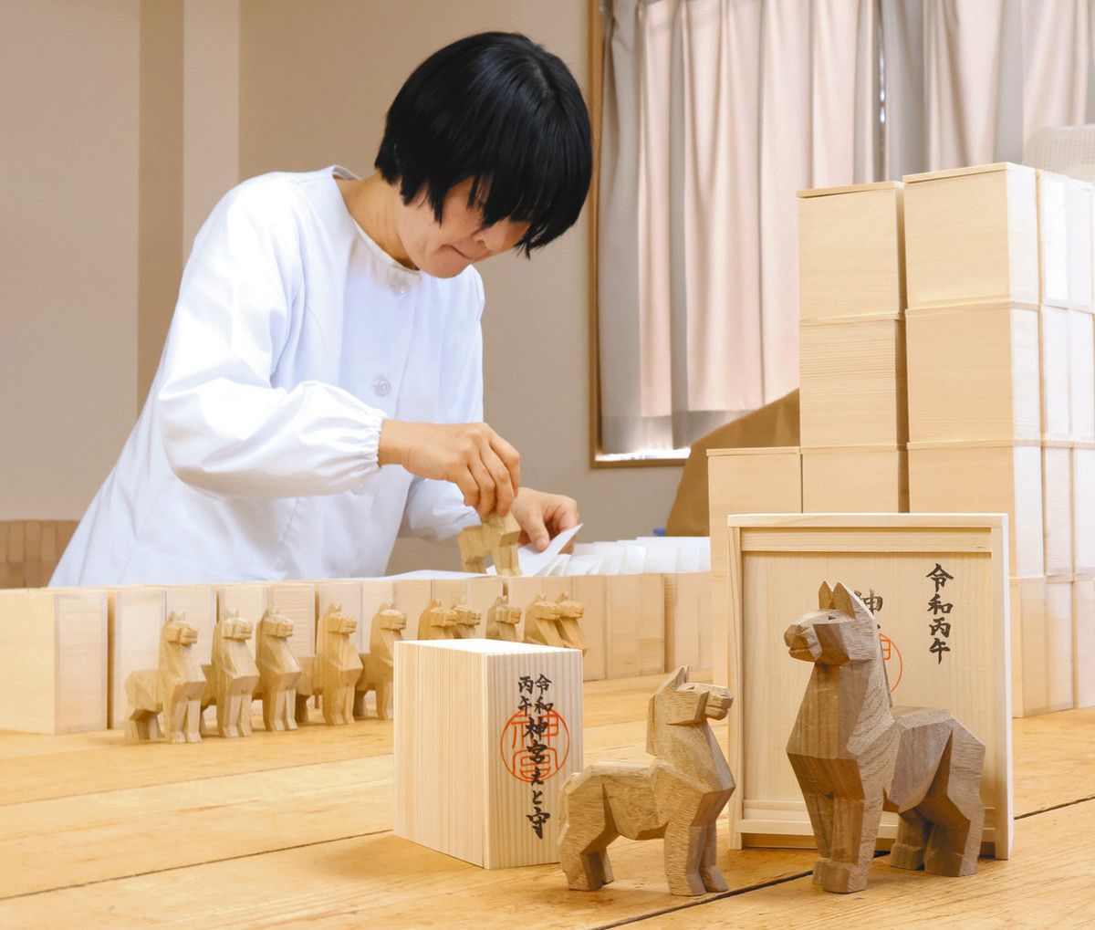 春駒たくましく 伊勢神宮の干支守：中日新聞Web