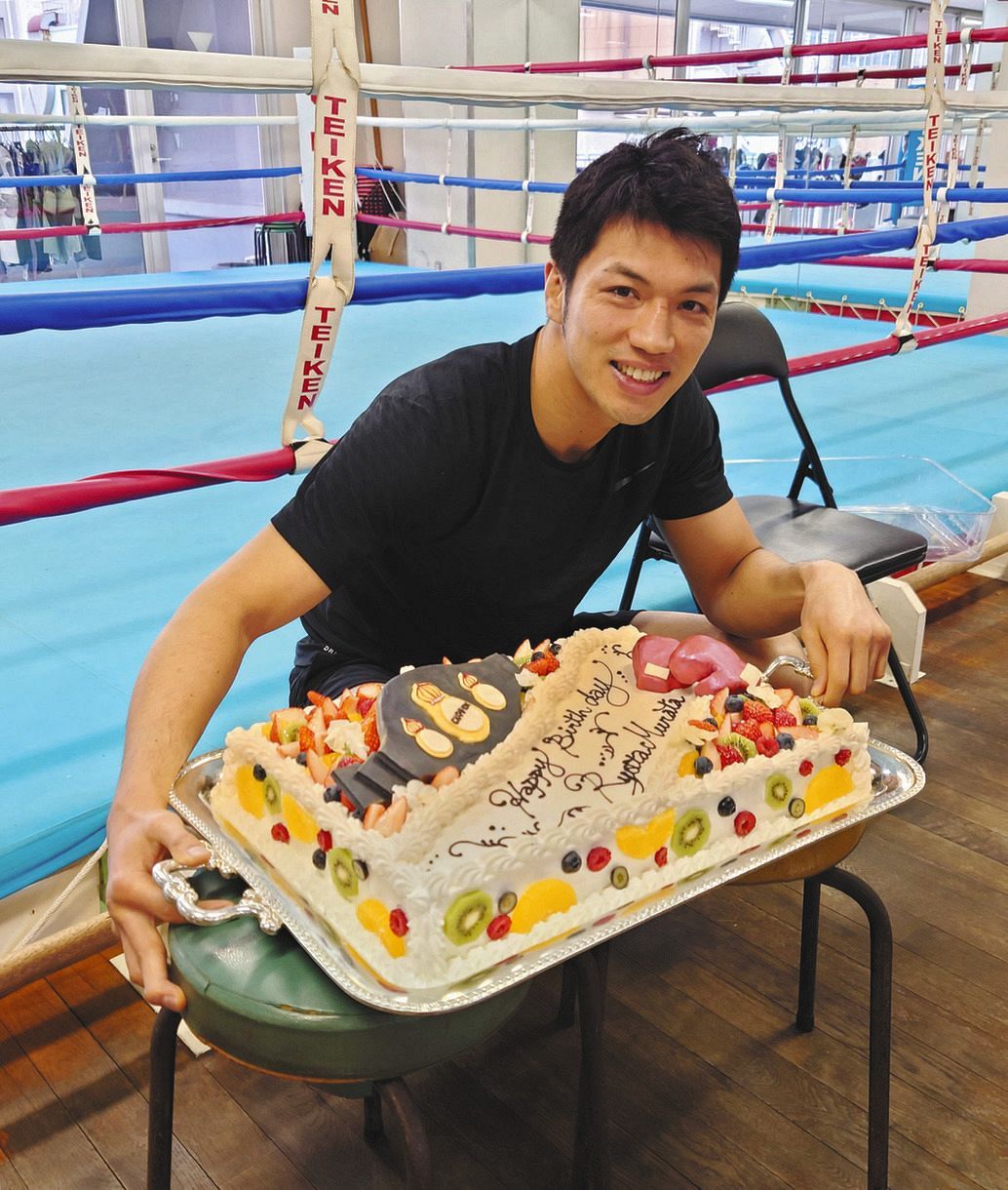 35歳誕生日の村田諒太 34歳で五輪は無理だと思い引退した僕が 不思議な感覚です ボクシング 中日スポーツ 東京中日スポーツ 35歳誕生日の村田諒太 34歳で五輪は無理だと思い引退した僕が 不思議な感覚です ボクシング 中日スポーツ 東京中日スポーツ