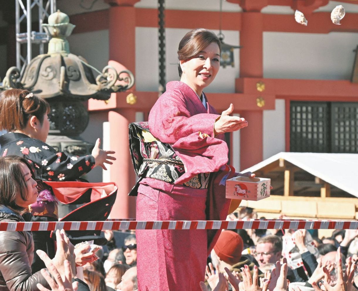 東京・日枝神社で「節分祭」 真矢ミキ、天童よしみ、元横綱白鵬の