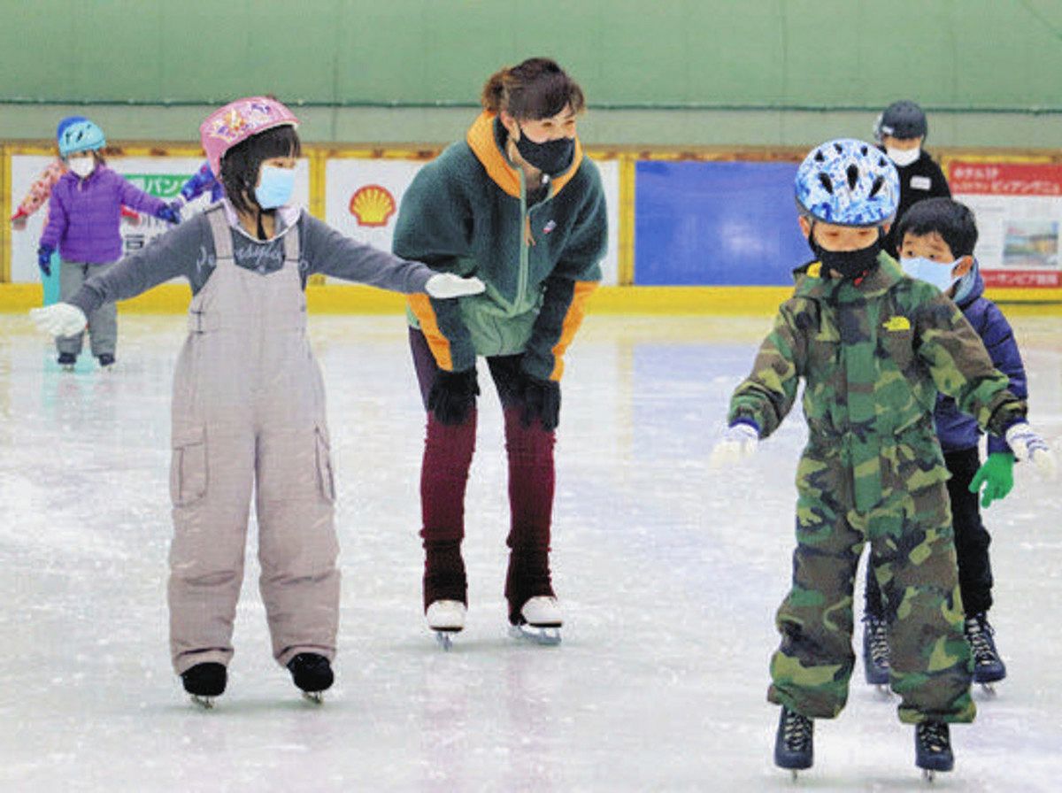 村上佳菜子さんと滑ろう 敦賀で来月１０日教室 演技鑑賞やトークショー