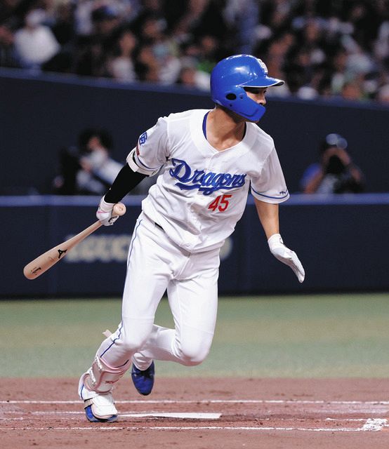 中日、2回に一挙3点！ 龍空が勝ち越し打、ファンブルで追加点の後は大島が技ありタイムリー：中日スポーツ・東京中日スポーツ
