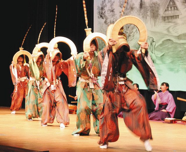 平高生が五箇山民謡 全国文化祭向け定演 披露 北陸中日新聞web
