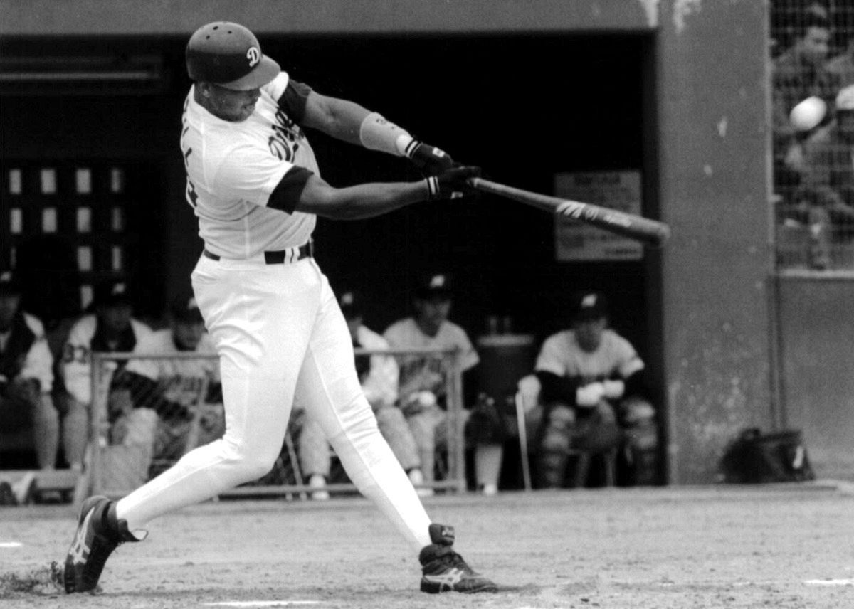 実録 竜戦士たちの10・8】（56）落合博満の”指定席”だった4番に