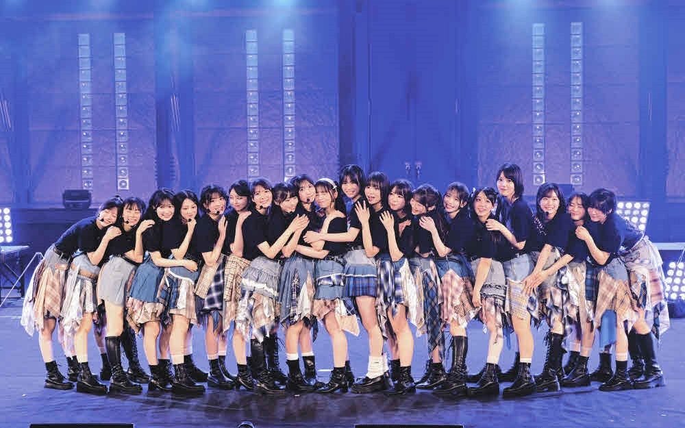 僕青がツアーファイナルで初の単独野外ライブ あいにくの雨でも心に