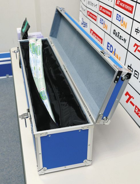 中日ドラゴンズ　立浪選手バット 希少】SSK 中日ドラゴンズ 立浪和義選手 直筆 サイン入り 木製