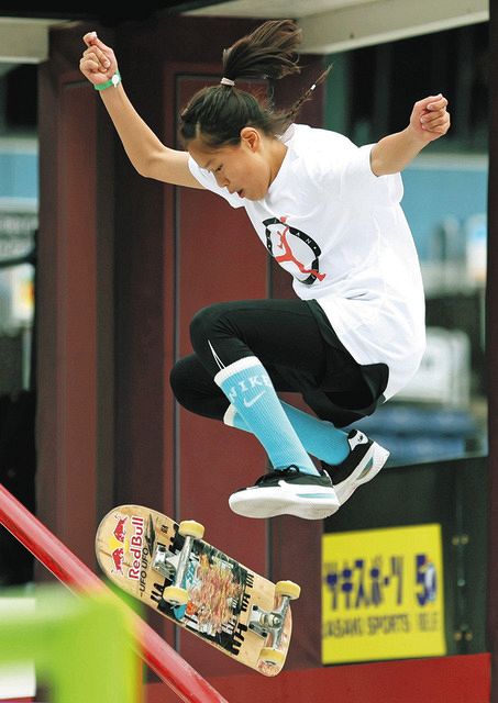 13歳の小野寺吟雲、スケートボード男子ストリート優勝 「ママ