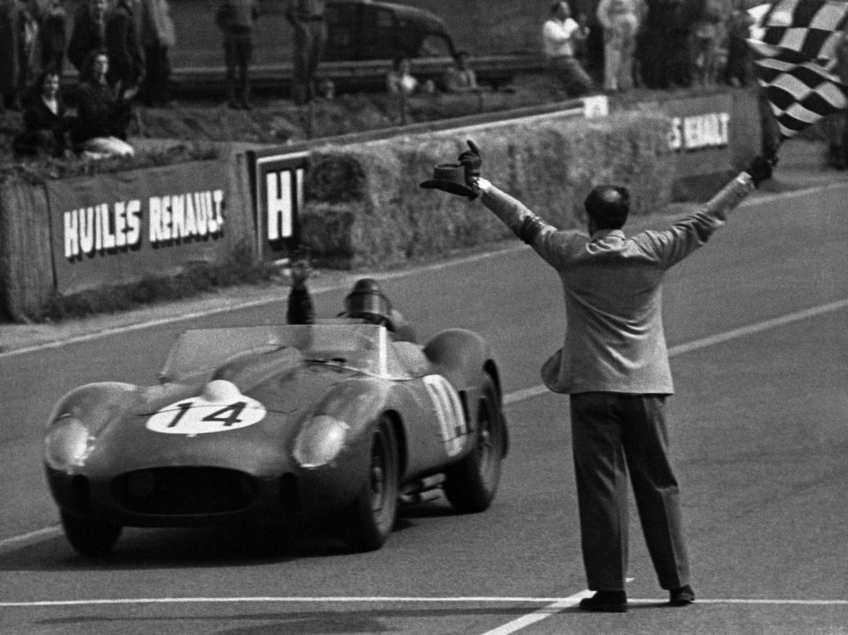 フェラーリが世界耐久選手権に参戦表明 50年ぶりルマン最高峰に復帰へ 社長も宣言 主役になる決意 中日スポーツ 東京中日スポーツ フェラーリが世界耐久選手権に参戦表明 50年ぶりルマン最高峰に復帰へ 社長も宣言 主役になる決意 中日スポーツ 東京中日スポーツ