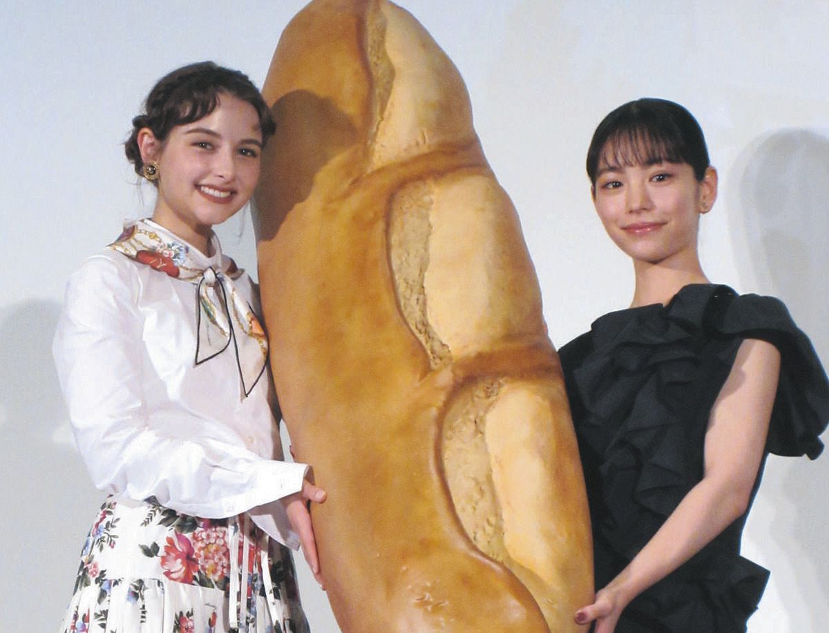 當真あみと嵐莉菜、津田健次郎からサプライズのメッセージ映像に感激