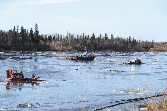 ロシアで輸送管から石油流出 北極海到達の恐れ 環境団体懸念 中日新聞web