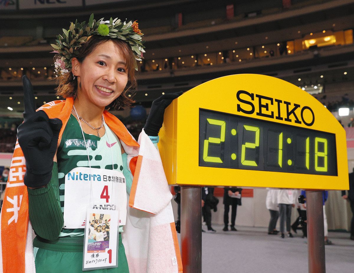 「今までで一番勢いあった」「念願だったと思う」 安藤友香選手初Vに地元・海津の恩師ら：中日新聞Web