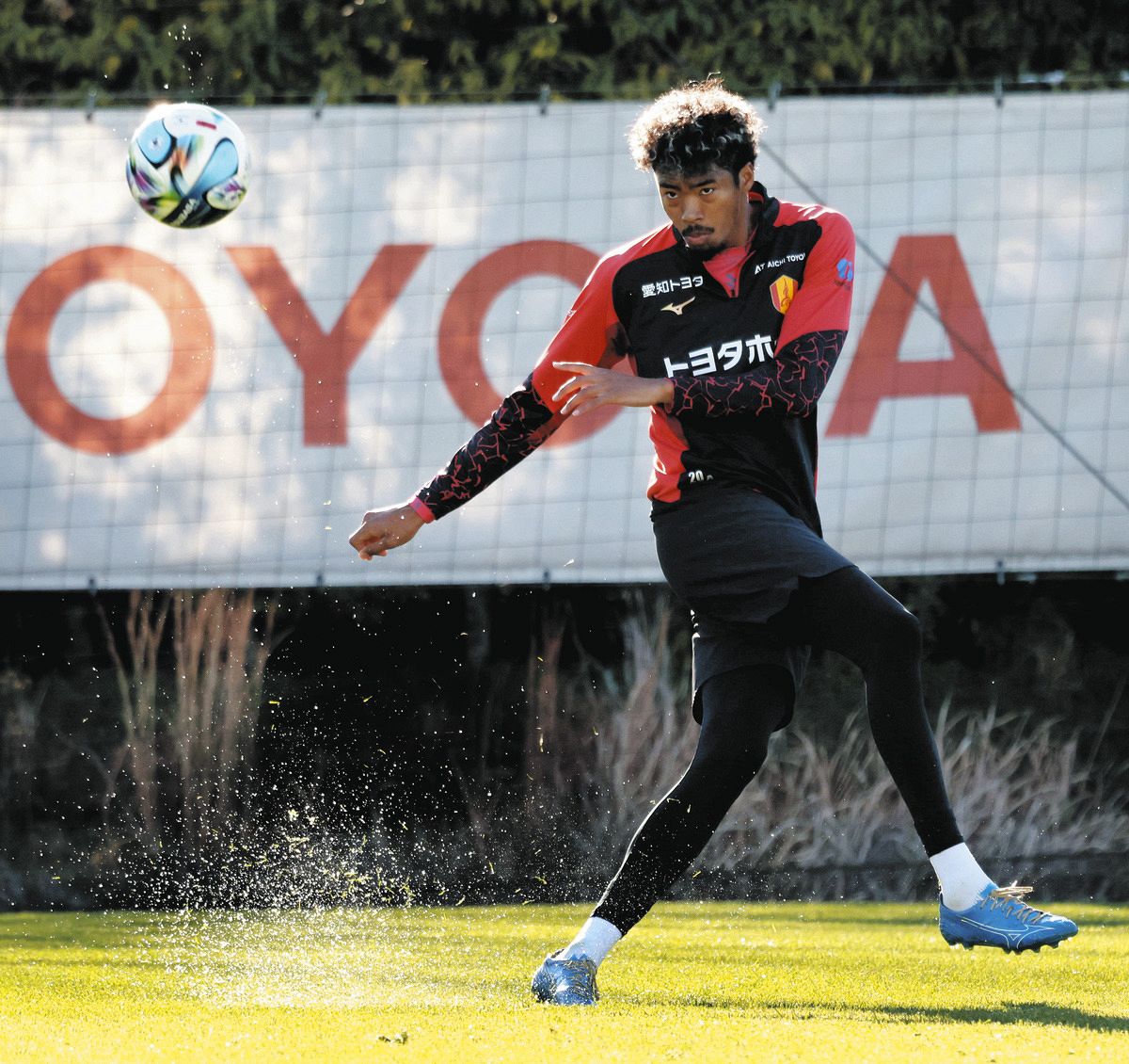 名古屋グランパス 名古屋グランパス ⁄ 1stオーセンティック