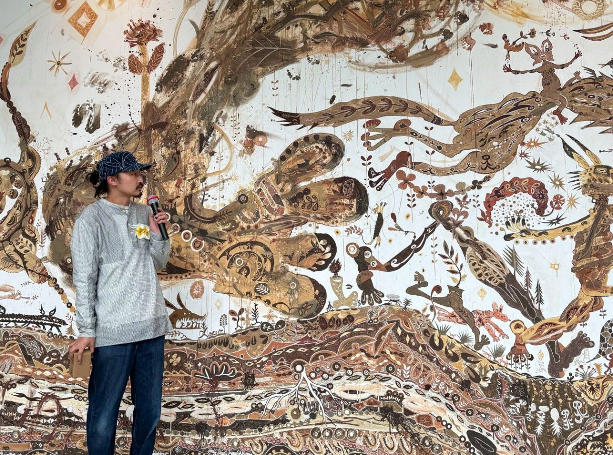 土で描く自然の時、風刺される国家の精神 金沢21世紀美術館で名古屋市