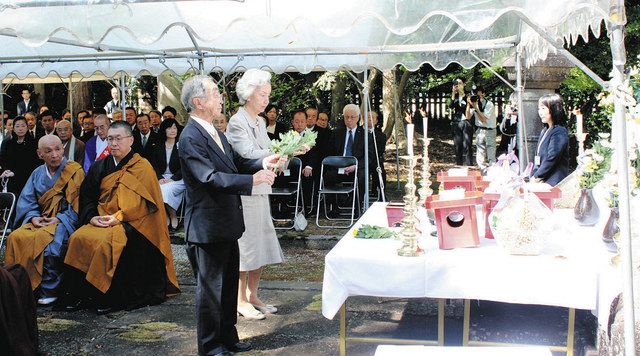 開祖利長しのぶ 高岡で顕彰祭：北陸中日新聞Web