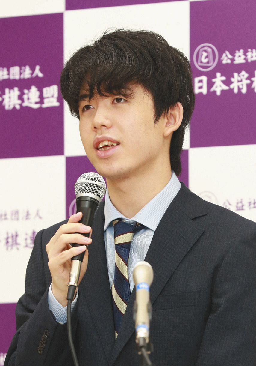 藤井七段 王位挑戦権を獲得 永瀬二冠との激闘制す 最年少wタイトル挑戦へ しっかり準備したい 中日スポーツ 東京中日スポーツ