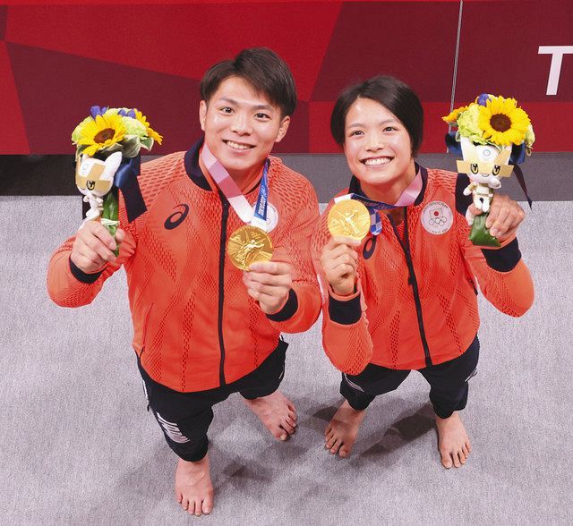 写真 見てるこっちまで幸せ 阿部兄妹金メダルツーショット 中日スポーツ 東京中日スポーツ