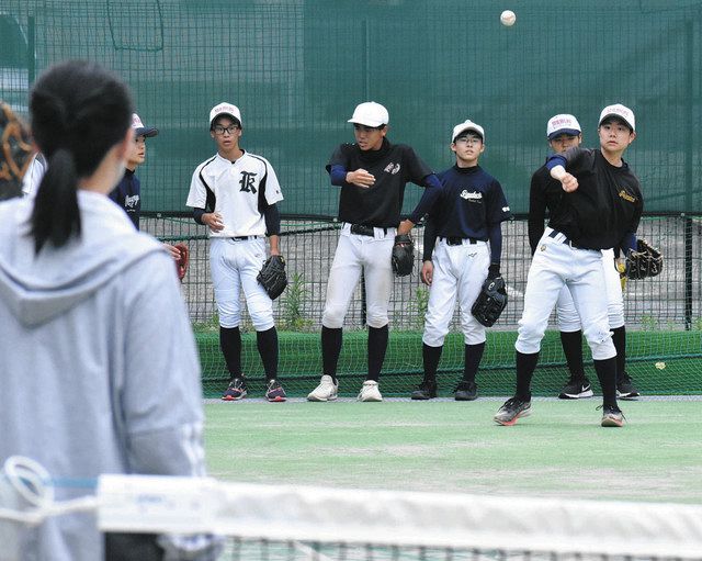 選手は１年１０人、でも懸命に 共学化の一宮・修文学院が高校野球愛知