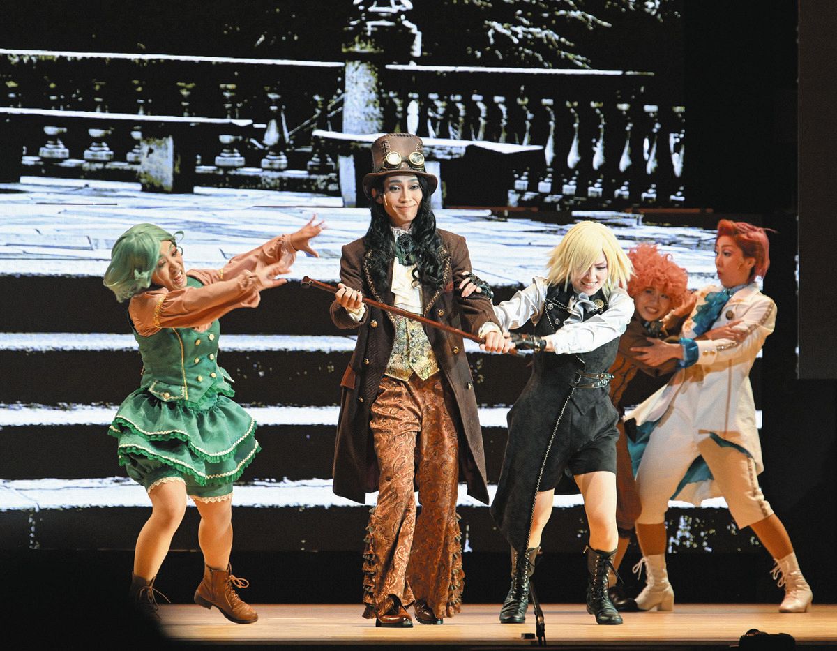 写真】日本舞踊とエンタメが融合 名古屋をどりが開幕、22日まで：中日