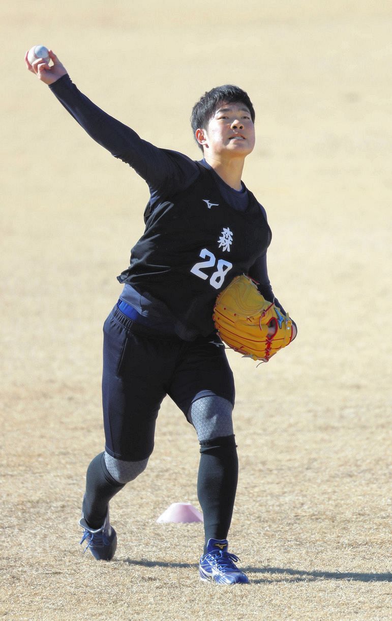 Rマルティネスと160キロリレー夢じゃない 155キロのドラ2森博人 硬い股関節解消が球速upのヒント 中日スポーツ 東京中日スポーツ