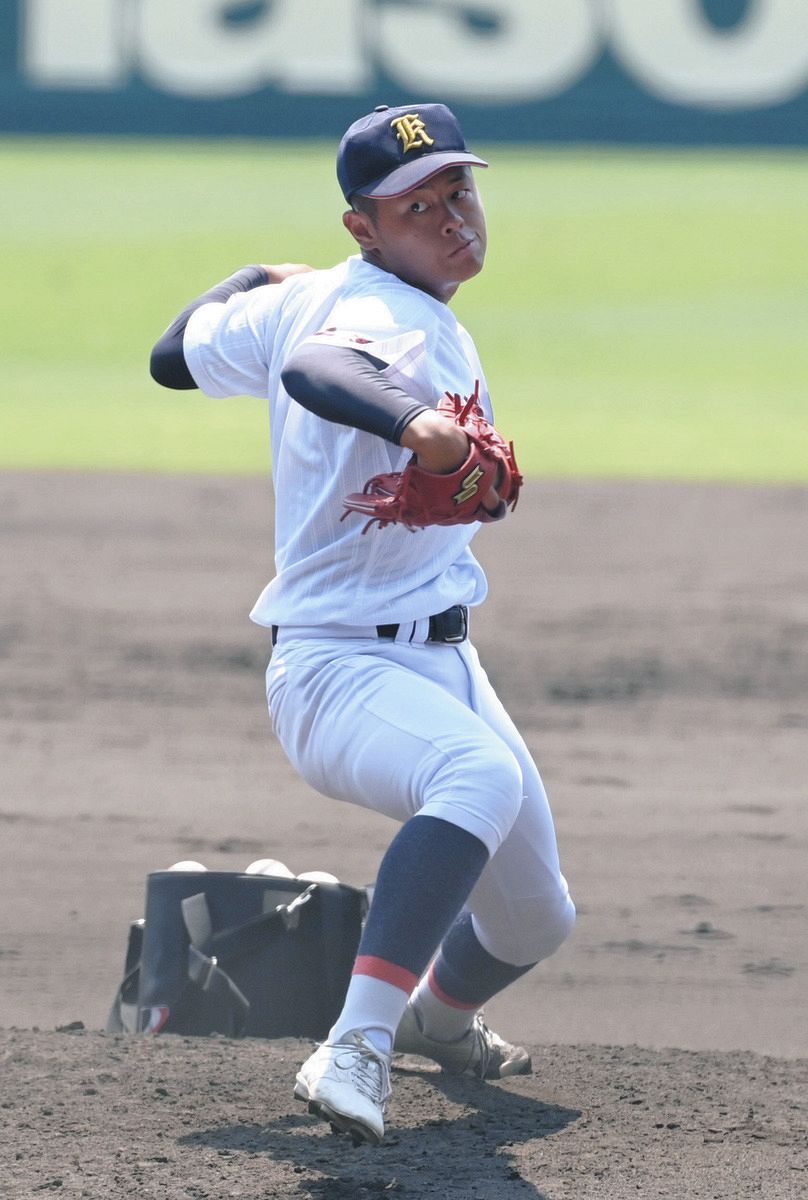 菰野高校が甲子園練習に登場 エース左腕栄田「マウンド投げやすかった