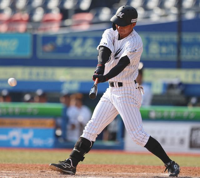 鳥谷ついに出た ロッテ初安打 5月の紅白戦から数えて打席目 いろいろ感じながら徐々に形に 中日スポーツ 東京中日スポーツ