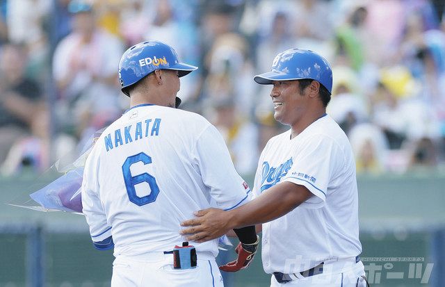 ウエスタン・リーグ 中日―阪神 中田 平田コーチ：中日スポーツ・東京中