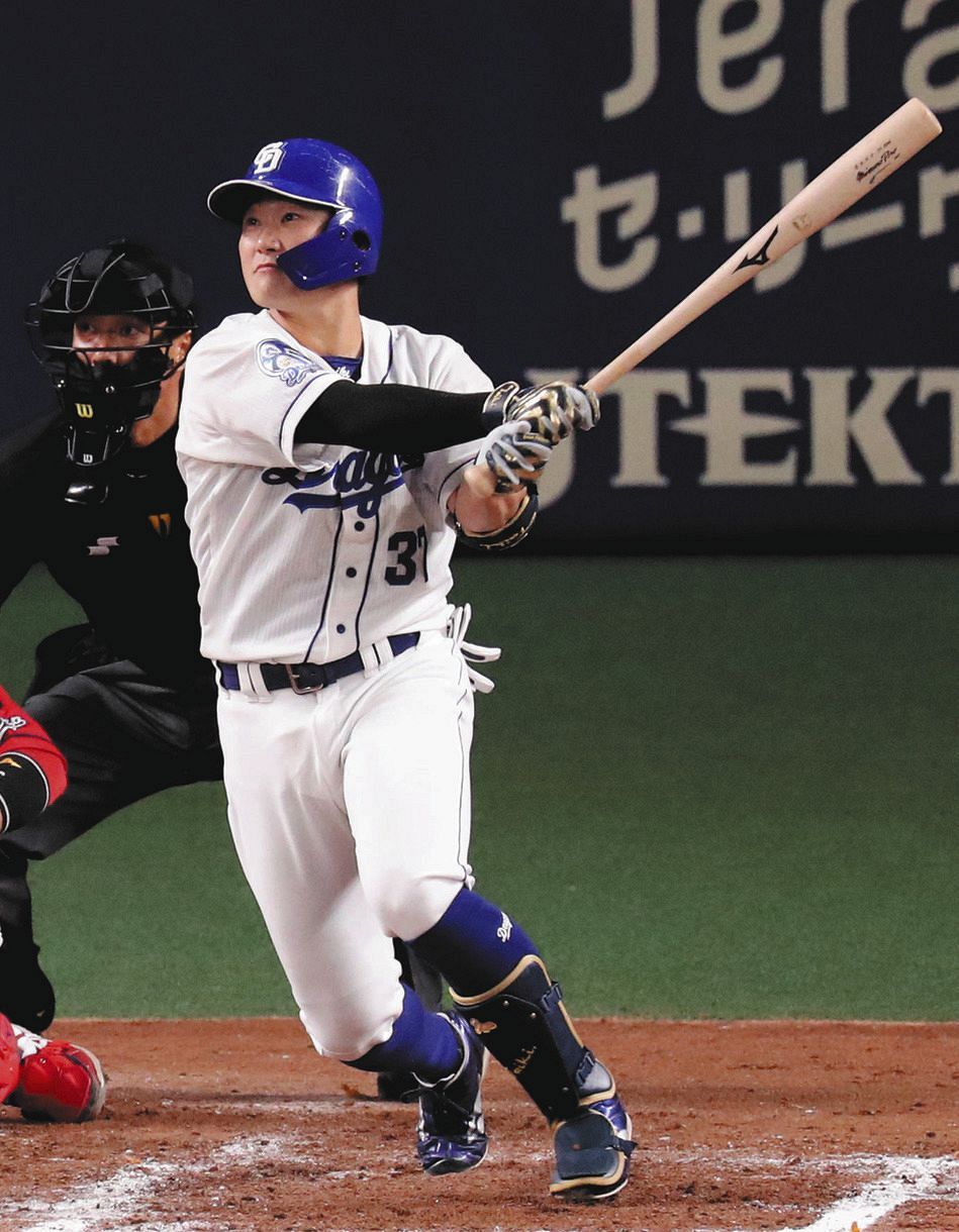 中日 三ツ俣 フェンス直撃二塁打で2014年以来の打点 絶対打ってやると スタメン起用に応える 中日スポーツ 東京中日スポーツ