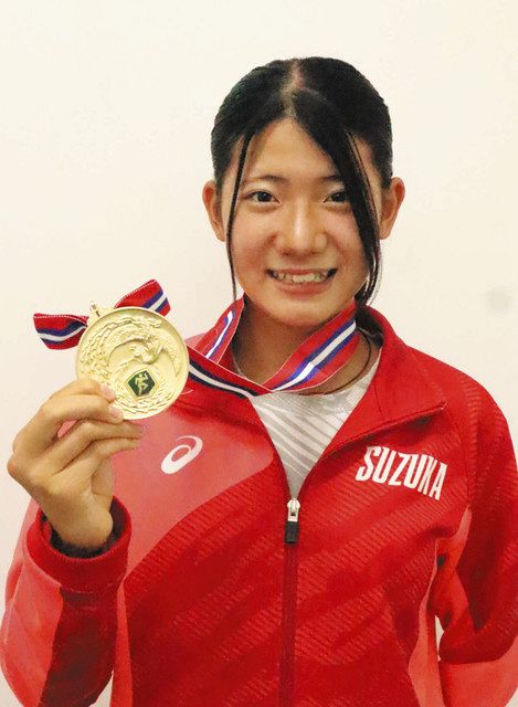 鈴鹿高2年の松本さん記録更新で優勝 U20陸上・女子800メートル