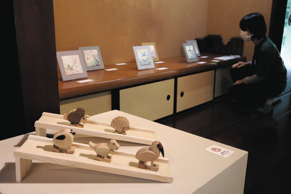 白山麓アート 個性競う 吉野工芸の里 22人の91点展示：北陸中日新聞Web