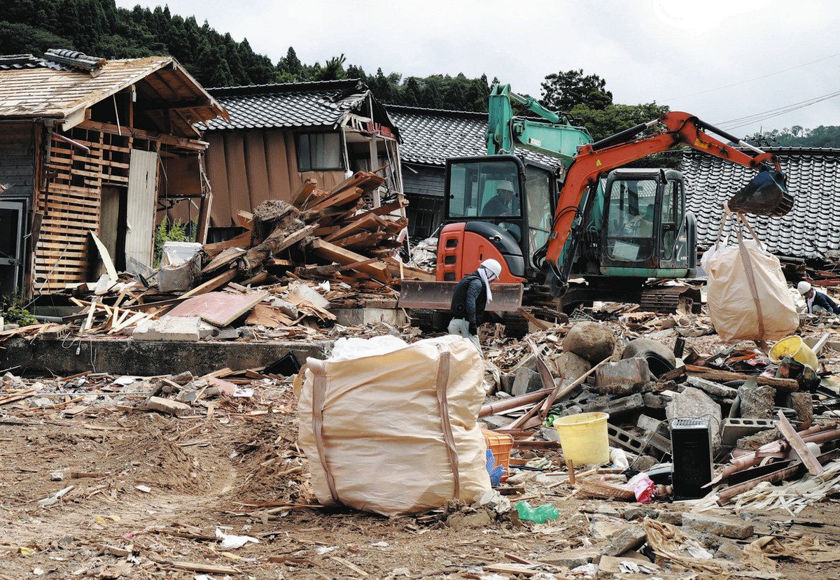 家屋解体想定 約1万棟増 自治体が後日償還「自費」も促進 石川県と