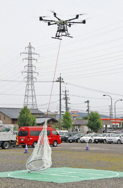 大災害時にドローンの力 北電 県など訓練 資材運搬や障害物撤去 サンドーム福井 日刊県民福井web