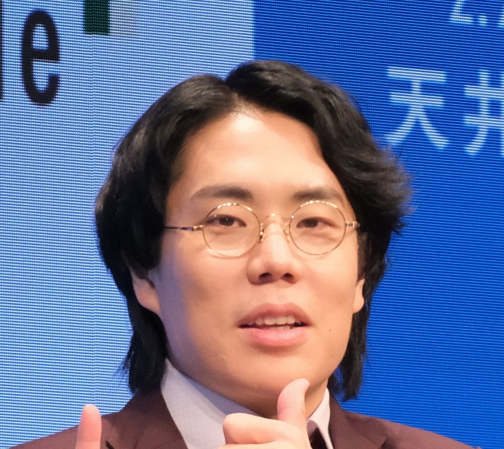 令和ロマン・髙比良くるま、吉本興業との契約終了＆活動再開を発表