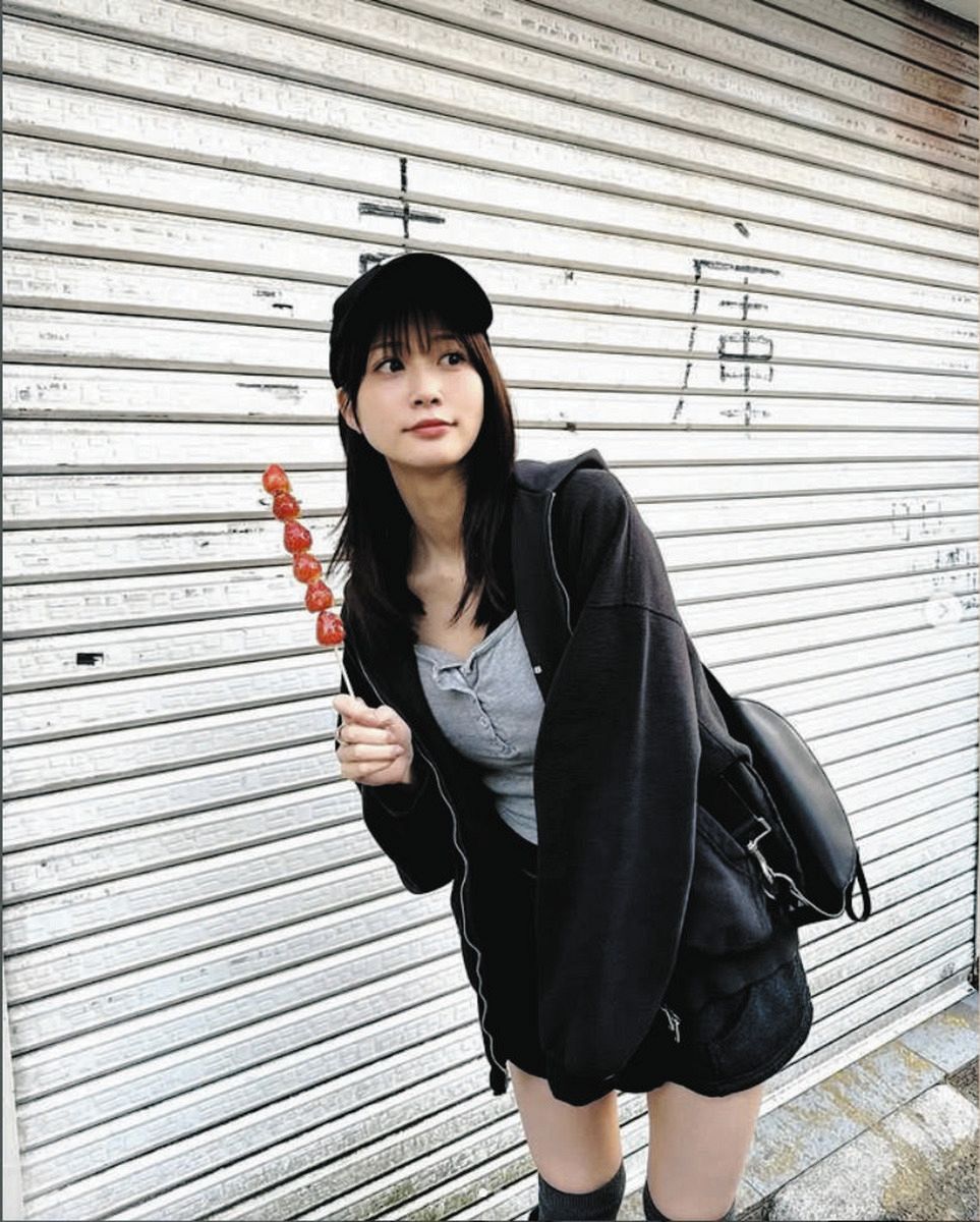 ◇生見愛瑠、「イチゴめるる」ショット【写真】：中日スポーツ・東京中