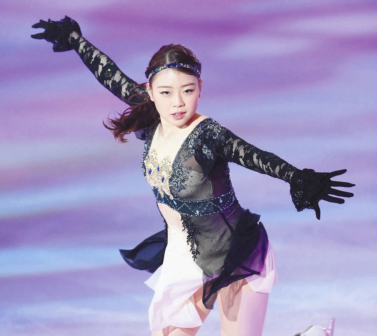 ドリーム・オン・アイス2021で演技する紀平梨花（代表撮影）