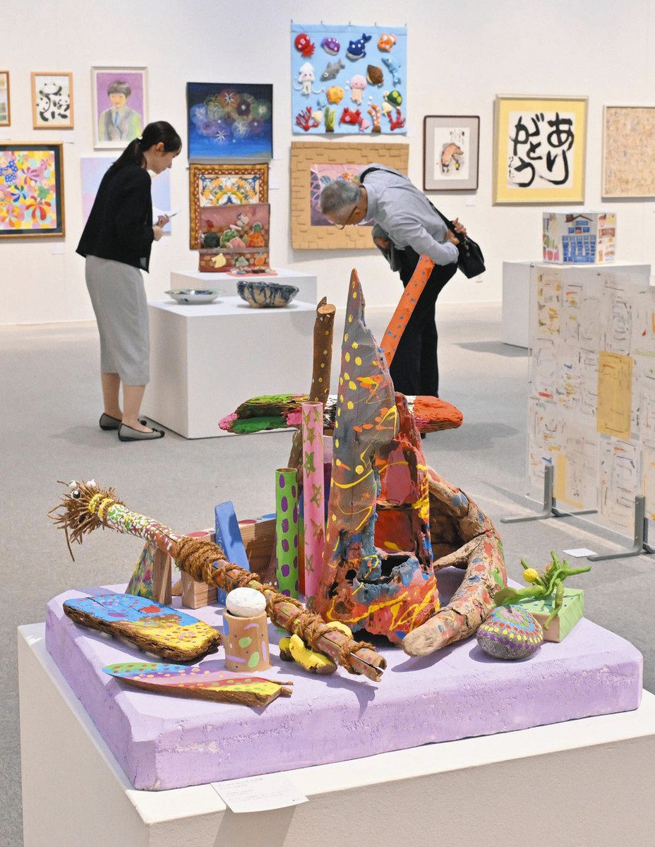 個性・独創の芸術700点 名古屋でアール・ブリュット展：中日新聞Web