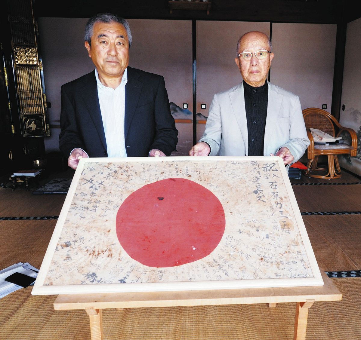 遺骨もなく戦死した叔父、日章旗が78年ぶり里帰り 郡上で公開：中日新聞Web