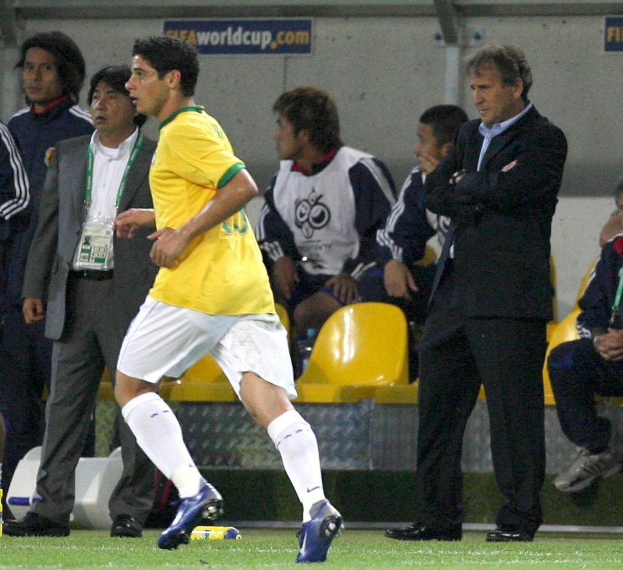 写真14カット】2006年W杯ドイツ大会 ブラジル戦を振り返る 玉田の鮮烈