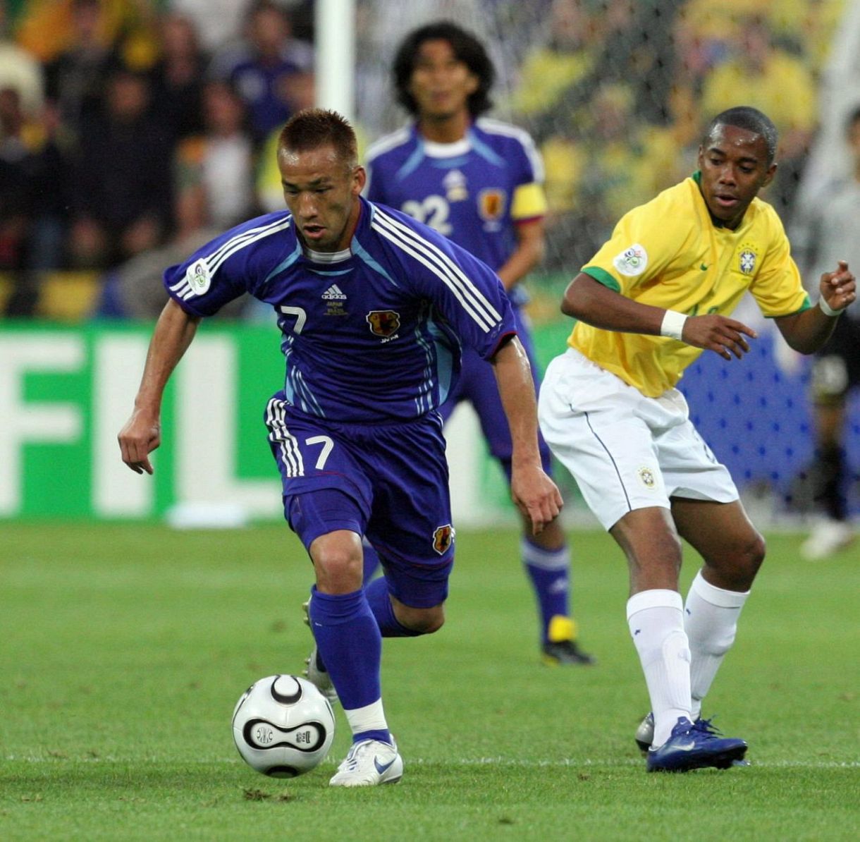 写真14カット】2006年W杯ドイツ大会 ブラジル戦を振り返る 玉田の鮮烈
