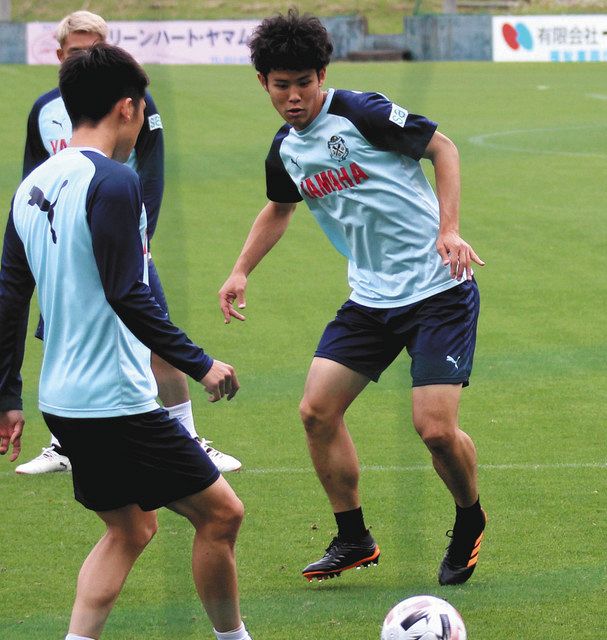 J2磐田 新人DF森岡、成長著しく：中日新聞しずおかWeb