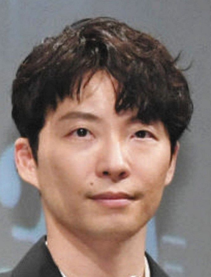 星野源 結婚発表後初のインスタ更新 雑誌表紙を披露 新垣結衣には触れずも好反応 源ちゃん爆イケ 中日スポーツ 東京中日スポーツ