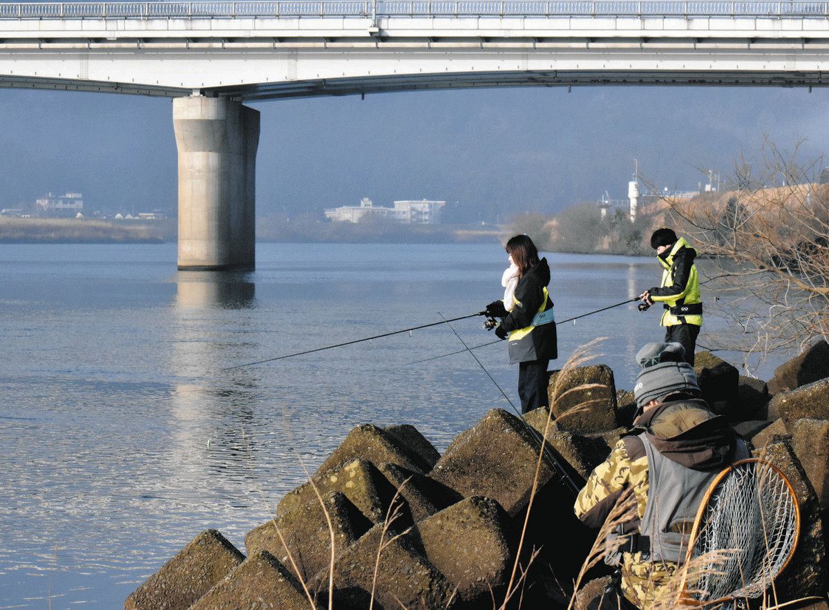 今年も期待」 幻のサクラマス、九頭竜川の一部で釣り解禁：中日新聞Web
